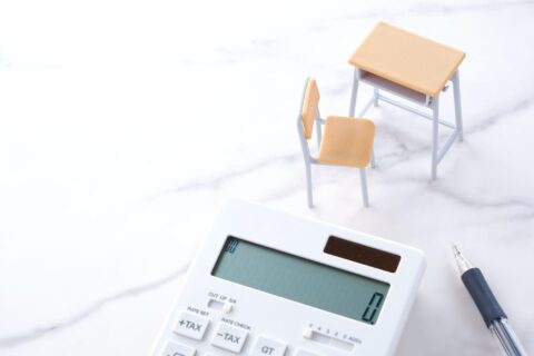 【高校受験生の保護者】じゅけラボ予備校の費用は「安い」が51.4%で過半数超え！「妥当」も含めると約8割が肯定的な評価。なぜ5教科月額14,080円は“安い”と評価されるのか？