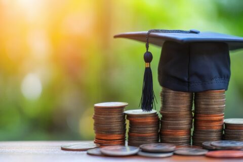 【衝撃調査】大学受験生の塾費用、月2万円が”限界”か。経済的理由で塾を諦めた保護者の半数以上（58.0%）が「月20,000円未満」を適正費用と回答。