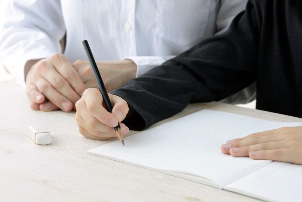 塾で教えてもらっている学生