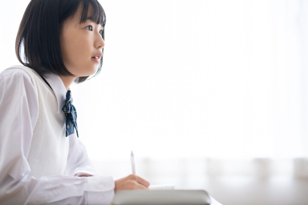 中学生は高校受験対策でいつから塾に通うべき？勉強する中学生