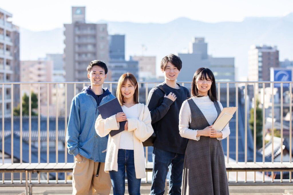 浪人生活をクリアして合格した学生たち