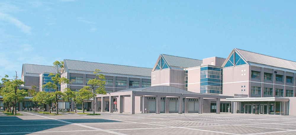 三重県立看護大学